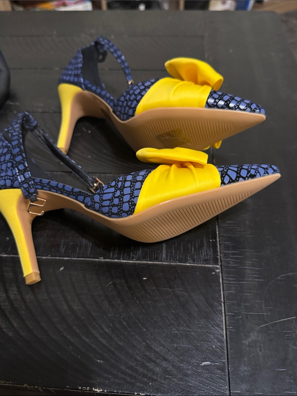 Women's Navy Patterned Pointed-Toe Heels with Yellow Bow - Picture 2 of 3